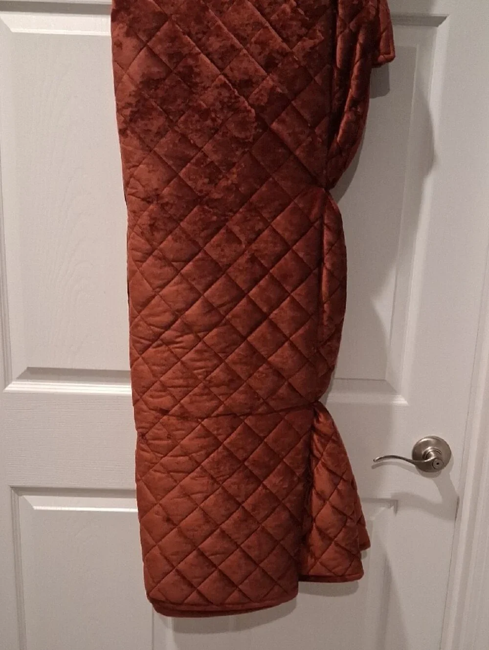 Quilted Queen Bedspread Set in Rust